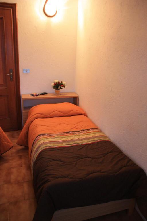 Hotel Bellevue Gignod Ruang foto